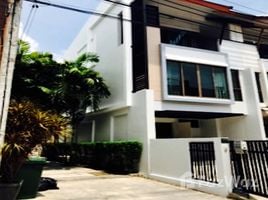 3 Bedroom Townhouse for rent at The Private Sukhumvit-Bangchak, Bang Chak, Phra Khanong, Bangkok, Thailand