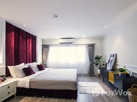 1 спален Кондо в аренду в Chiangmai View Place 2, Pa Daet, Mueang Chiang Mai, Чианг Маи, Таиланд