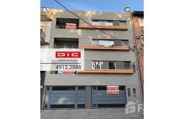 Velez Sarsfield 40 3er piso entre Av santa fe y in , 부에노스 아이레스