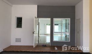 3 Schlafzimmern Reihenhaus zu verkaufen in Bo Win, Pattaya Tada Park 2