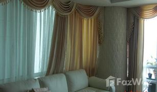 Кондо, 2 спальни на продажу в Lumphini, Бангкок Baan Rajprasong