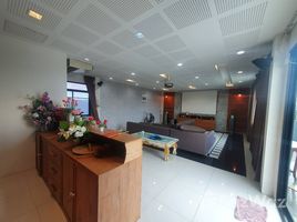  Здания целиком for sale in Mueang Chon Buri, Чонбури, Ban Suan, Mueang Chon Buri