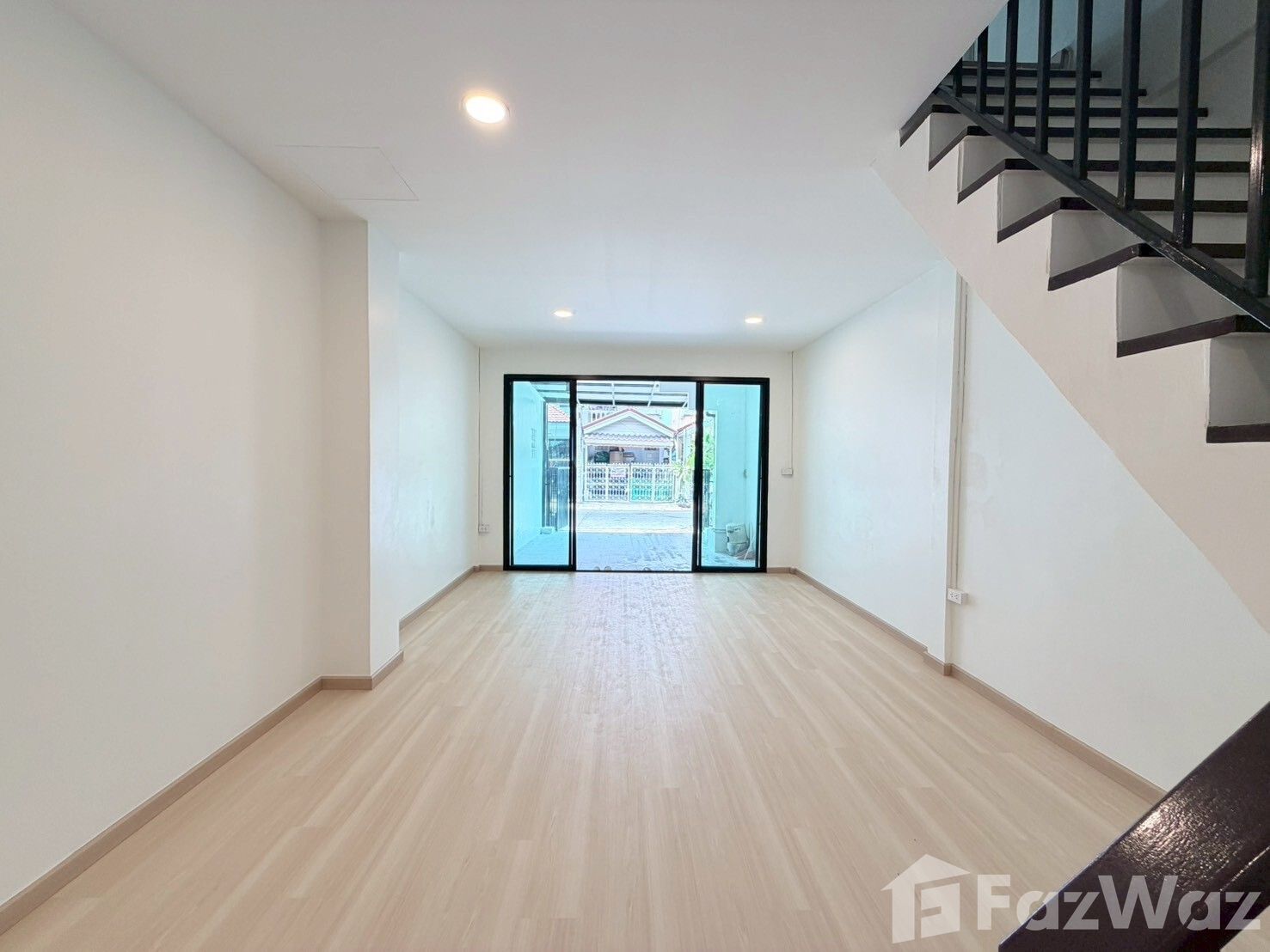 2 Bedroom Townhouse for sale at Suan Thong Villa 3 — photo 1