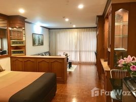 Studio Condo for rent at Sukhumvit Suite, Khlong Toei Nuea