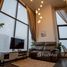 2 спален Кондо на продажу в Knightsbridge Space Ratchayothin, Chatuchak