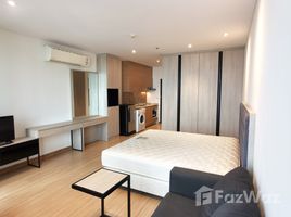 Studio Appartement zu verkaufen im Le Luk Condominium, Phra Khanong Nuea