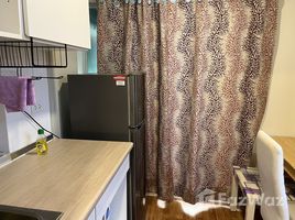 1 Schlafzimmer Wohnung zu vermieten im Lumpini Place Rama4-Ratchadaphisek, Khlong Toei