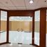 102 кв.м. Office for rent at Serm Mit Tower, Khlong Toei Nuea