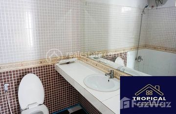 2 Bedroom Apartment In Toul Tompoung in Tuol Tumpung Ti Muoy, Phnom Penh