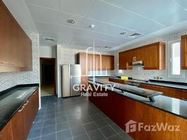 7 спален Дом на продажу в Marina Sunset Bay, Al Sahel Towers, Corniche Road, Абу-Даби