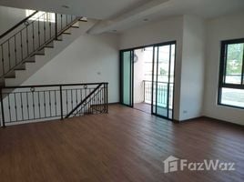 3 спален Таунхаус for sale in Khlong Kum, Буенг Кум, Khlong Kum