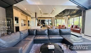 5 Bedrooms House for sale in Khlong Tan Nuea, Bangkok 