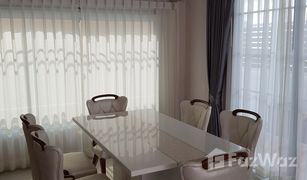 Дом, 3 спальни на продажу в Bang Khu Wat, Патумтани Chuanchuen Prime Ville Krungthep-Pathumthani