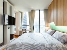 2 спален Кондо в аренду в Noble Ploenchit, Lumphini