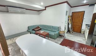 Studio Wohnung zu verkaufen in Khlong Toei, Bangkok The Prime Suites