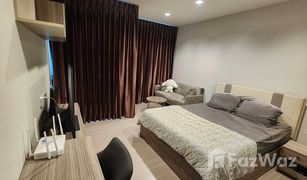 Studio Wohnung zu verkaufen in Talat Phlu, Bangkok Life Sathorn Sierra