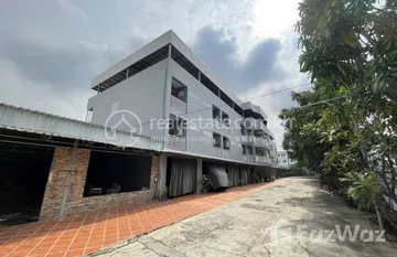 Land and guesthouses for sale or rent in Ta Khmao, Phnom Penh