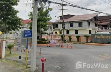 Baan Suetrong Lum Luk Ka in Khu Khot, Pathum Thani
