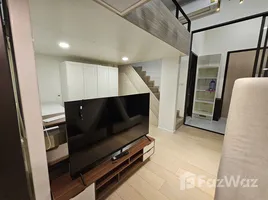 1 Bedroom Condo for rent at Chewathai Residence Asoke, Makkasan