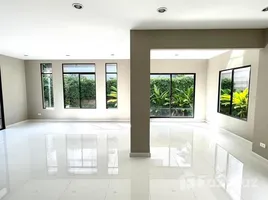 4 Bedroom House for rent at Passorn Prestige Bangna - Suvarnabhumi, Racha Thewa