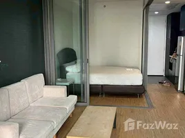 อพาร์ทเม้นท์ 1 ห้องนอน ให้เช่า ในโครงการ ไซมิส สุรวงศ์, สี่พระยา, บางรัก