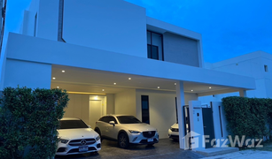 4 Bedrooms House for sale in Ko Kaeo, Phuket Project F 