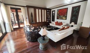 Вилла, 5 спальни на продажу в Чернг Талай, Пхукет Sai Taan Villas