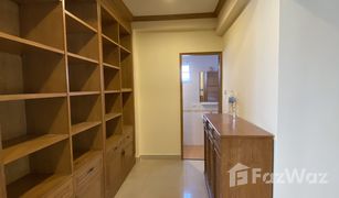 2 Bedrooms Apartment for sale in Khlong Toei Nuea, Bangkok El Patio