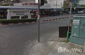 Sahakon Kheha Sathan 4 in Khlong Kum, Bangkok