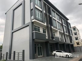 2 Habitación Adosado en venta en Ratchadakarn, Sam Sen Nok