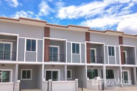 Baan Montatip 5 Real Estate Development in ナコンパトム&nbsp;