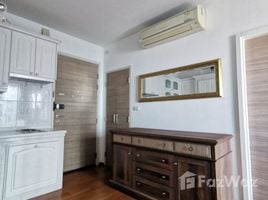 1 спален Кондо в аренду в Hive Taksin, Khlong Ton Sai