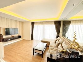 1 Bedroom Condo for rent at Phasuk Place, Sam Sen Nai