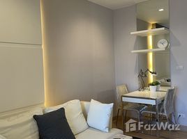 Студия Кондо в аренду в Urbano Absolute Sathon-Taksin, Khlong Ton Sai