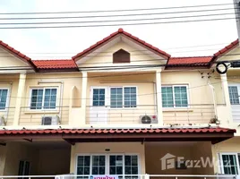 3 Bedroom Townhouse for sale at Fuengfah Villa 17 Phase 1,2,3, Phraeksa Mai, Mueang Samut Prakan