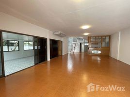 บ้านเดี่ยว 6 ห้องนอน ให้เช่า ในทำเล ดินแดง, กรุงเทพมหานคร, ดินแดง, ดินแดง, กรุงเทพมหานคร