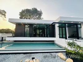 ขายวิลล่า 4 ห้องนอน ในโครงการ ฟินิกซ์ กอล์ฟ วิลล่า, ห้วยใหญ่