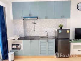 Студия Кондо на продажу в The Green Places Condominium, Ratsada, Пхукет Тощн, Пхукет, Таиланд