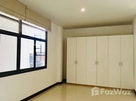 3 Bedrooms House for rent in Phra Khanong Nuea, Bangkok Townhouse for rent near BTS