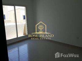 5 спален Вилла на продажу в Arabian Style, Al Reef Villas