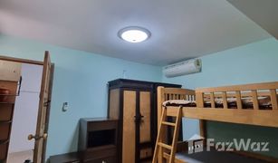 Кондо, 2 спальни на продажу в Hua Mak, Бангкок Garden Condo Huamark