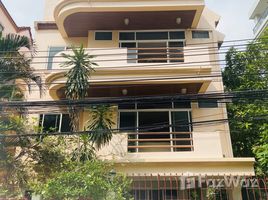 5 Bedroom Villa for rent in Khlong Tan, Khlong Toei, Khlong Tan