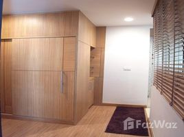 2 Bedroom Condo for rent at The Rajdamri, Pathum Wan