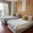 在The Grand Sethiwan Sukhumvit 24租赁的2 卧室 公寓, Khlong Tan