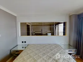 1 Schlafzimmer Wohnung zu vermieten im Sathorn House, Si Lom