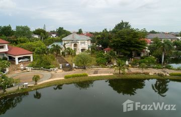 Ladawan Village Pinklao in Sala Klang, Nonthaburi