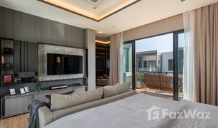 Таунхаус, 4 спальни на продажу в Bang Duan, Бангкок Sol Midtown Petchkasem–Sathorn