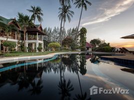 苏梅岛 湄南海滩 Huge 4-Bedroom Thai Style Beachfront Pool Villa in Bangpor 4 卧室 别墅 租 