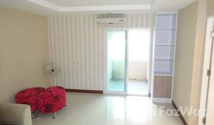 1 Bedroom Condo for sale in Sam Sen Nok, Bangkok Happy Condo Ratchada 18