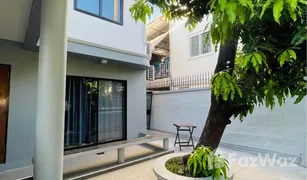 3 Bedrooms House for sale in Bang Chak, Bangkok 